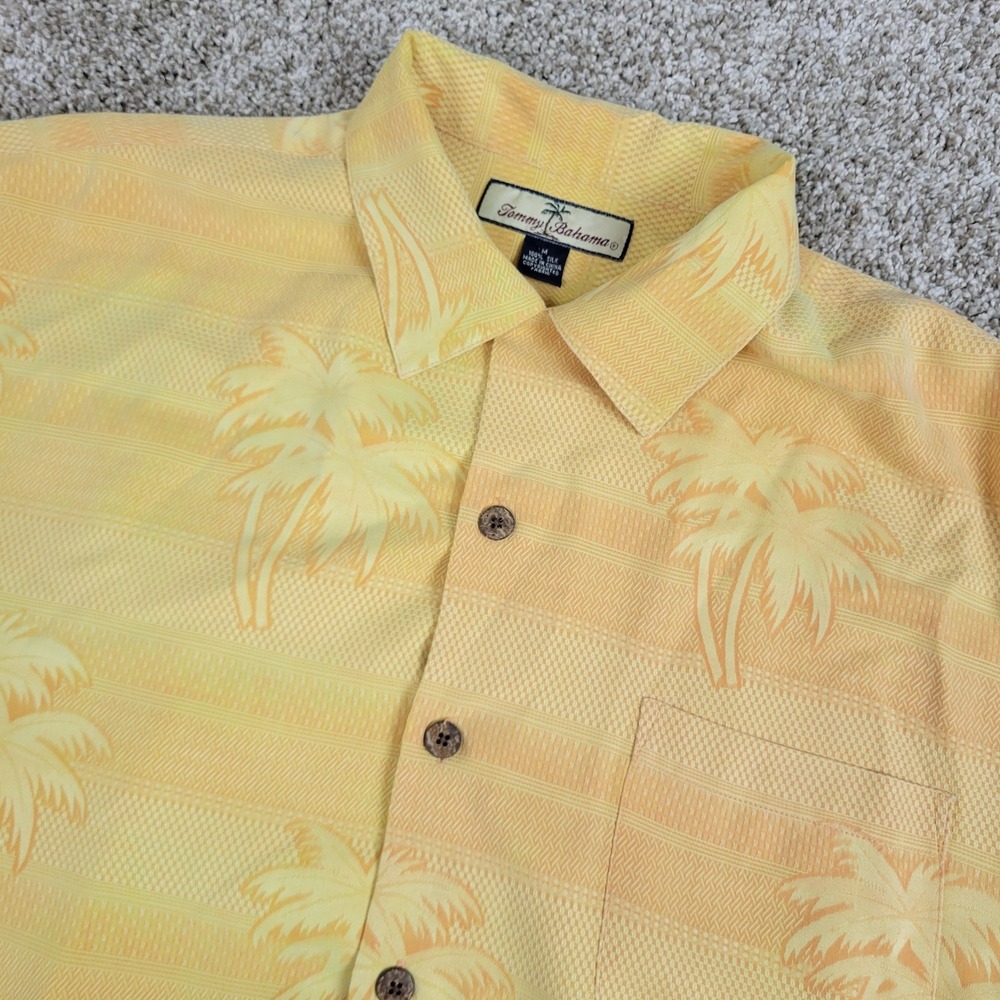 Tommy Bahama Mens Medium Yellow AOP Jacquard Floral Hawaiian Camp 100% Silk